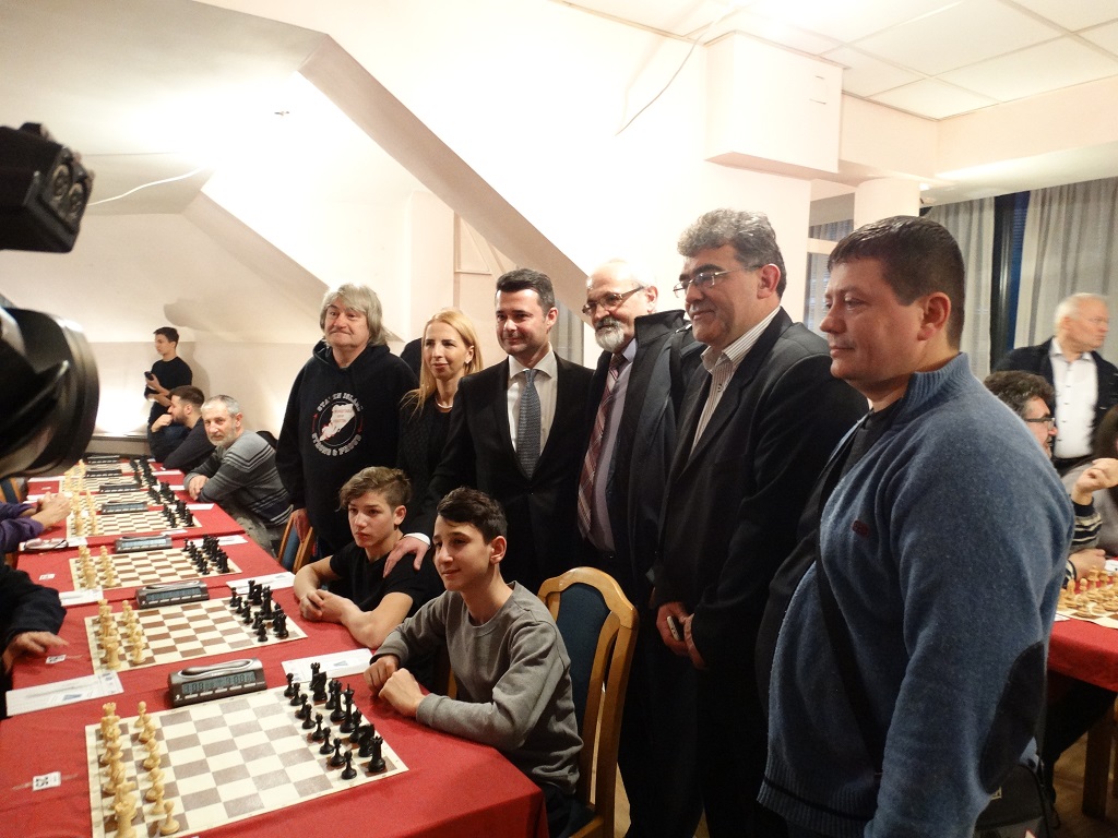 Званичан сусрет са румунском екипом на шаховском турниру